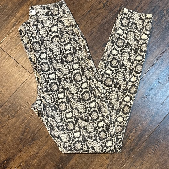 Good American Good Legs Snake Skin print - Size 4/27 - Picture 4 of 4